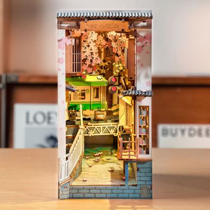 RoboTime - Serre-livre LED Allée fleurs de cerisiers 2xAAA