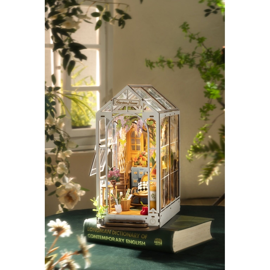 RoboTime - Serre-livre LED Jardin maison 3D puzzle 2xAAA