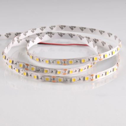 Ruban LED 5m LED/10W/12V IP20 blanc