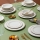 Service de table 18 pièces en porcelaine blanche et dorée