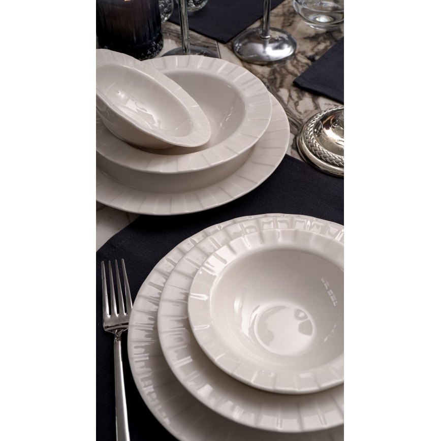Service de table 18 pièces en porcelaine blanche