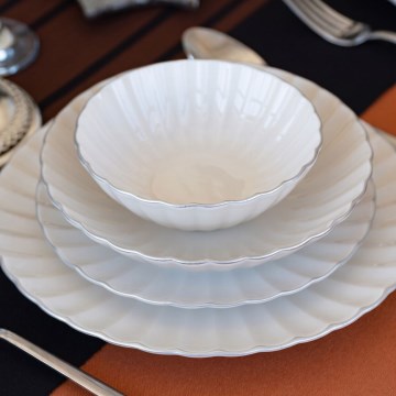 Service de table 24 pièces en porcelaine blanche