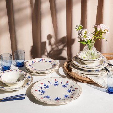 Service de table 24 pièces en porcelaine — blanc, bleu et rouge