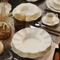 Service de table 26 pièces en porcelaine blanche