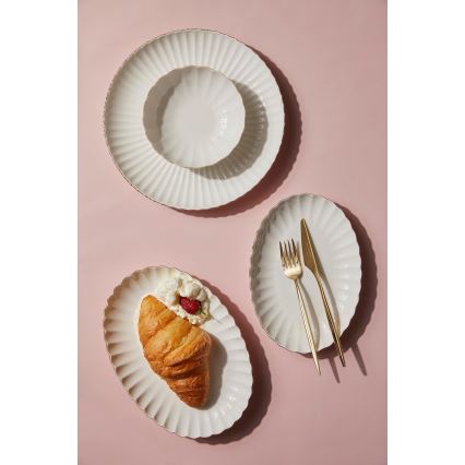 Service de table 27 pièces en porcelaine blanche et dorée