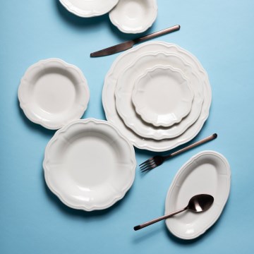Service de vaisselle 24 pièces en porcelaine blanche