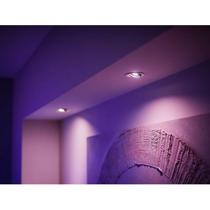 Set van 4 dimbare Philips Hue White and Color Ambiance LED RGBW-lampen GU5,3/MR16/6,3W/12V 2000-6500K