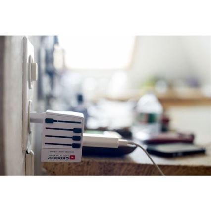 MUV reisadapter AC met USB-A en USB-C, 15W