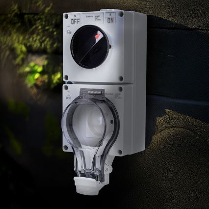 Prise pour environnements humides avec interrupteur 230V/16A IP66