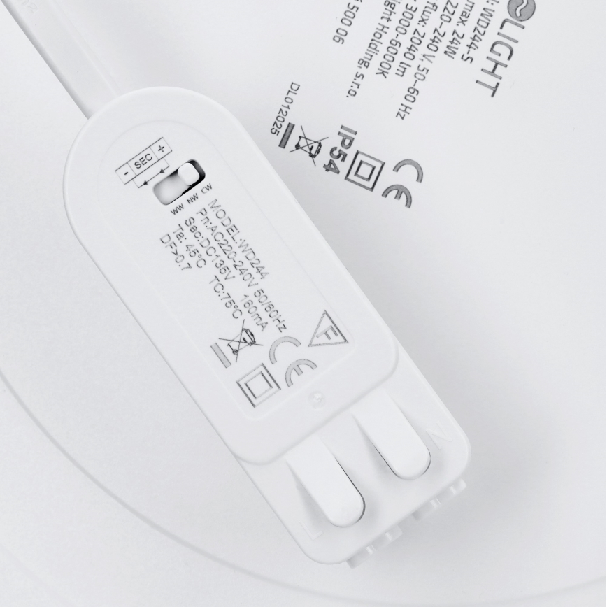 Panneau LED 2 en 1 pour montage en surface ou encastré 24W/230V 3000/4000/6000K Ø 30 cm IP54 argenté