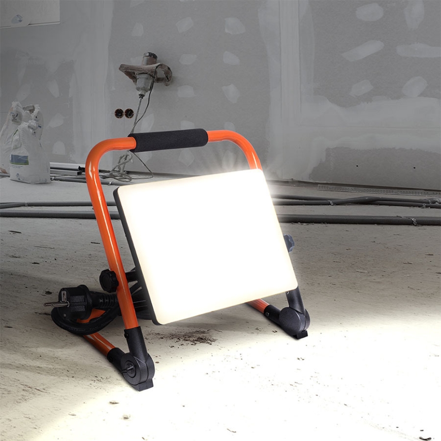 Projecteur LED sur pied LED/50W/230V 4000K IP65