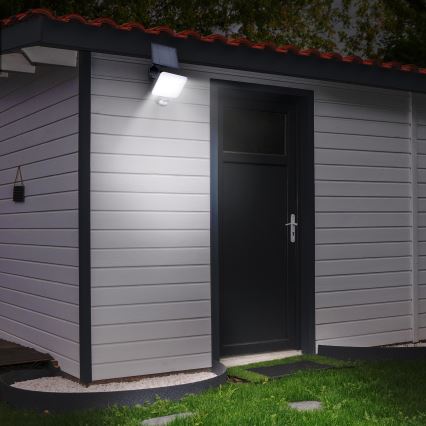 LED Zonne-spot met bewegingssensor LED/11W/3,7V 4400mAh 3000K/4000K/6500K IP54