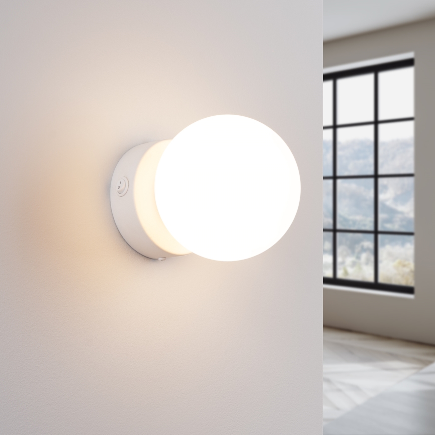Applique murale YOLI 1xG9/8W/230V blanc