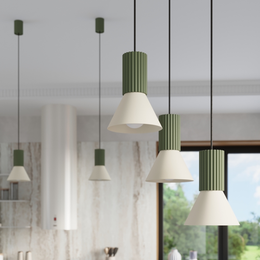 Suspension sur câble ESTRIA 3x E14/10W/230V Ø 30 cm verte