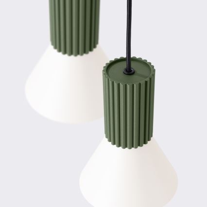 Suspension sur câble ESTRIA 3x E14/10W/230V Ø 30 cm verte