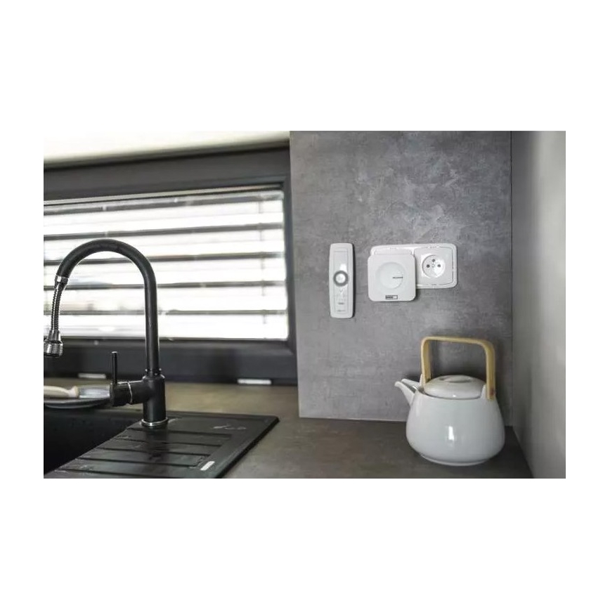 Sonnette sans fil sur prise 230V IP44 blanche