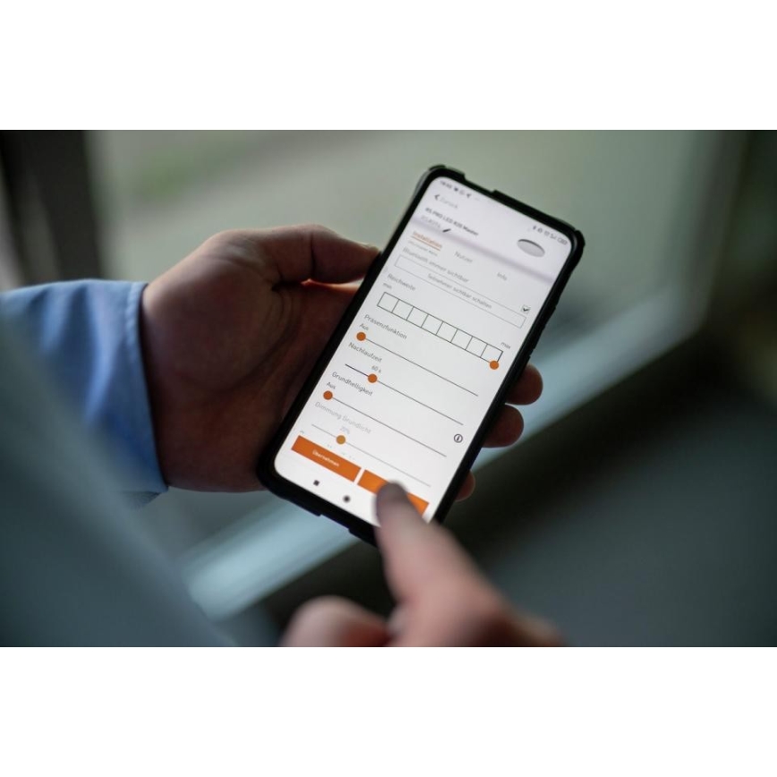 Steinel 067717 - Plafonnier LED à intensité variable avec détecteur RS PRO R10 PLUS SC 8,5W/230V IP40 3000K