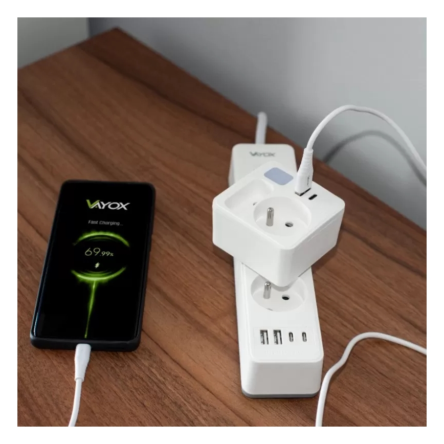 Stekkeradapter met 2 stopcontacten + USB-C + USB-A met geïntegreerde LED-verlichting LED/0,5W/230V 3000K
