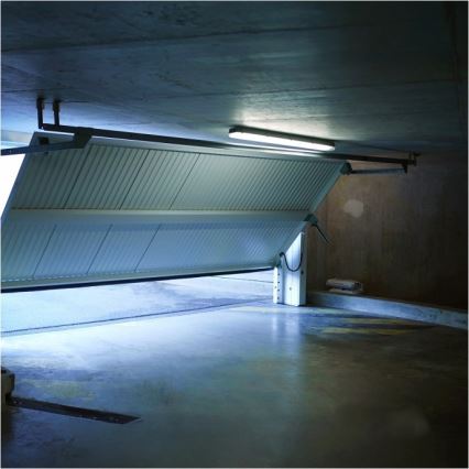 Technische TL-armatuur HERMIC T8 2xG13/18W/230V IP65