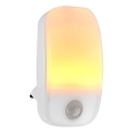 Veilleuse sur prise avec détecteur de mouvement et de crépuscule LED/0,55W/230V blanc
