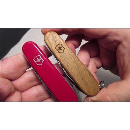 Victorinox - Multifunctioneel Zakmes 9,1 cm/14 functies rood