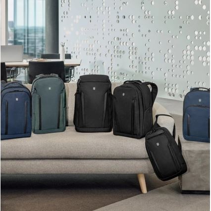 Victorinox - Sac à dos pour ordinateur portable 15" Altmont Professional Essential 24 l bleu foncé