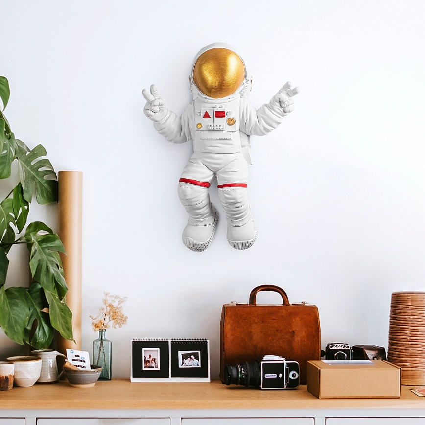 wand decoratie 47x35 cm astronaut goud