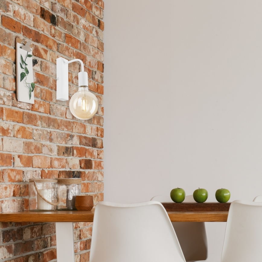 Wandlamp ASTRID 1xE27/60W/230V wit