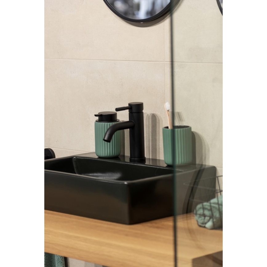 WENKO 24807100 - Distributeur de savon BELLUNO 8 x 13,5 cm vert/noir