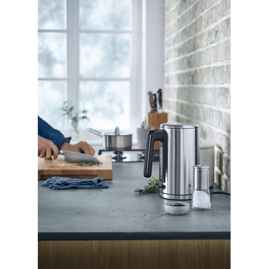 WMF - Bouilloire LONO 1,6l 2400W/230V chrome brillant