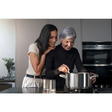 WMF - Kookpan met deksel GOURMET PLUS Ø 24 cm